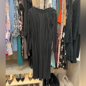 Rails crinkled midi black dress, GUC. Size L.